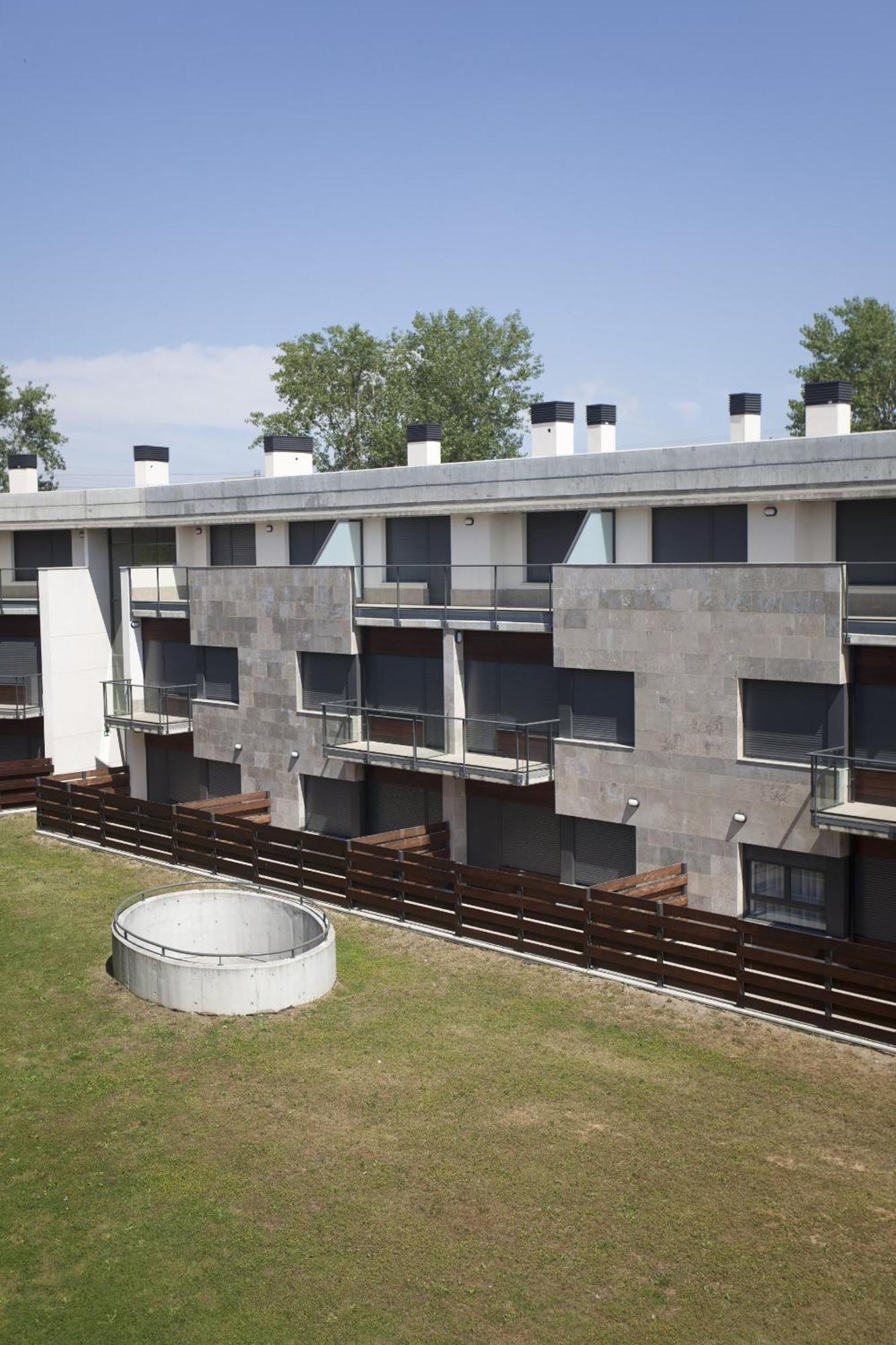Aparthotel Jardines de Aristi Vitoria-Gasteiz Exterior foto