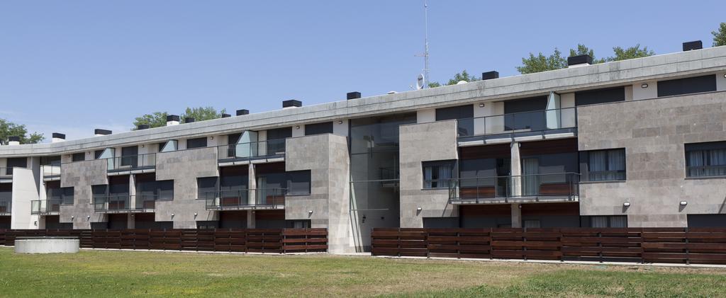 Aparthotel Jardines de Aristi Vitoria-Gasteiz Exterior foto