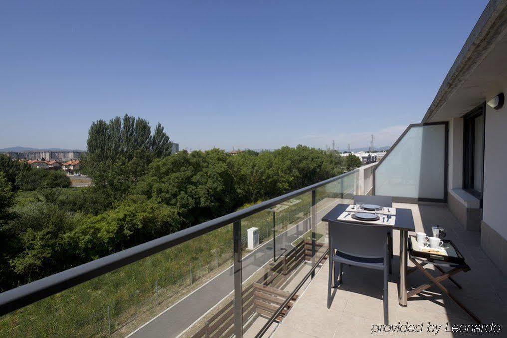Aparthotel Jardines de Aristi Vitoria-Gasteiz Exterior foto