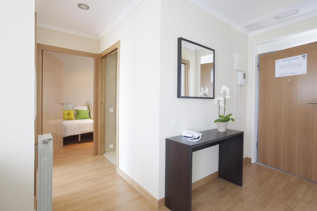 Aparthotel Jardines de Aristi Vitoria-Gasteiz Zimmer foto